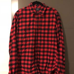 🌑 Buffalo Plaid Flannel! 🌑